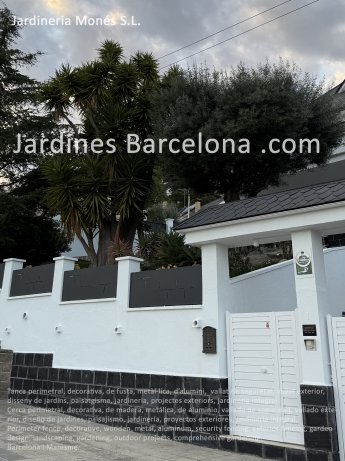 Cerca perimetral, decorativa, de madera, metlica, de aluminio, vallado de seguridad, vallado exterior, diseo de jardines, paisajismo, jardinera, proyectos exteriores, jardinera integral. Barcelona i Maresme