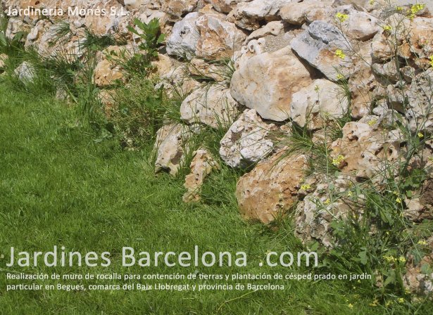 Dise�o y ejecuci�n de siembra de prado (c�sped) y muro de contenci�n de tierras en un jard�n particular en Begues, comarca del Baix Llobregat y provincia de Barcelona