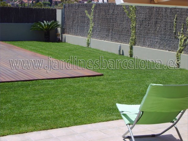 Gespa artificial sintetica jardi terrasses jardineria jardiner Barcelona Maresme Valls Montalt Tiana Alella Premia mar dalt Cugat Argentona Llobregat
