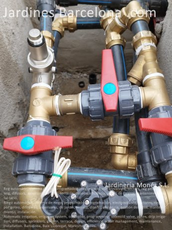 Riego automtico, sistema de riego, programador, programacin, electrovlvula, sectores, riego por goteo, difusores, aspersores, de jardn, terraza, diseo, eficiencia, gestin del agua, mantenimiento, instalacin. arcelona, Baix Llobregat, Maresme, Vall